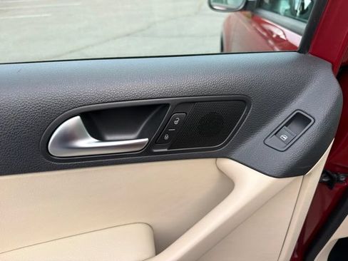 Used 2016 Volkswagen Tiguan S AWD/4WD image 28