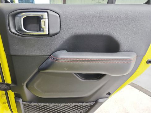 Used 2024 Jeep Wrangler Unlimited Rubicon image 44