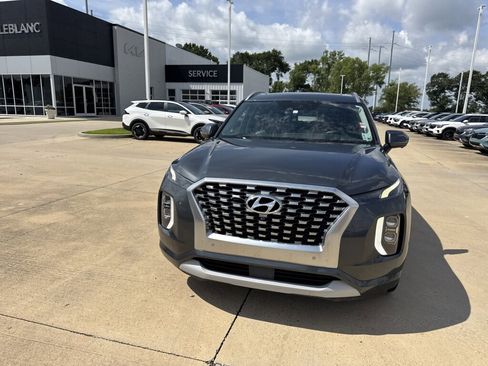 Used 2021 Hyundai Palisade Limited FWD image 5
