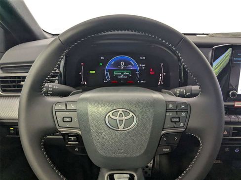 New 2026 Toyota Camry SE FWD image 11