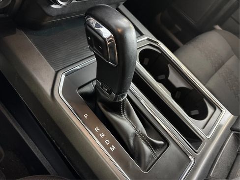 Used 2019 Ford F150 XLT w/ Equipment Group 302A Luxury AWD/4WD image 44