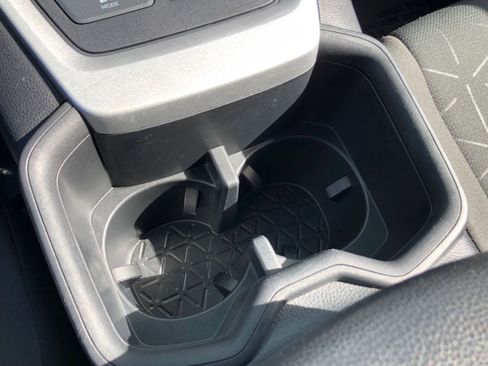 Used 2024 Toyota RAV4 XLE image 29