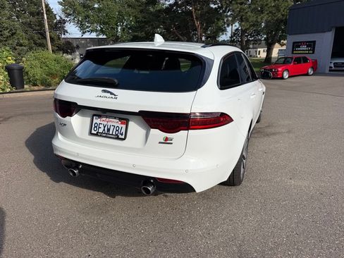 Used 2018 Jaguar XF S AWD/4WD image 7