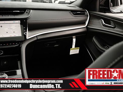 New 2026 Jeep Grand Cherokee Limited w/ Limited Altitude Package RWD image 37