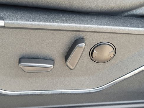 Used 2024 Ford F250 Lariat w/ FX4 Off-Road Package image 13