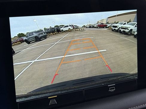 Used 2024 Chevrolet Tahoe Premier RWD image 16