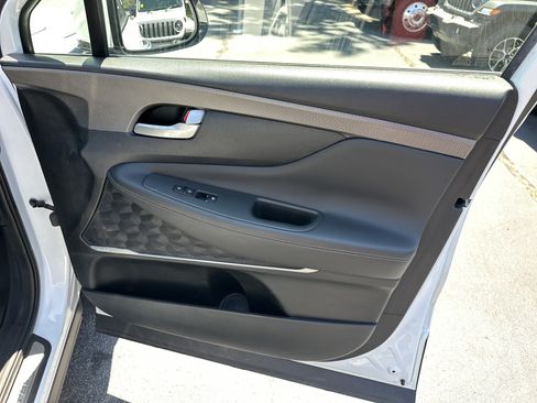 Used 2019 Hyundai Santa Fe Limited AWD/4WD image 14