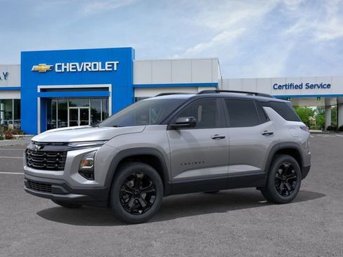 New 2026 Chevrolet Equinox LT w/ Convenience Package II FWD image 2