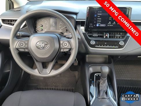 Used 2024 Toyota Corolla LE image 9