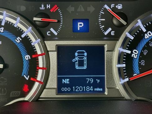 Used 2015 Toyota 4Runner Trail Premium AWD/4WD image 12