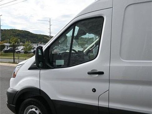 New 2026 Ford Transit 250 148 Medium Roof w/ Load Area Protection Package image 9