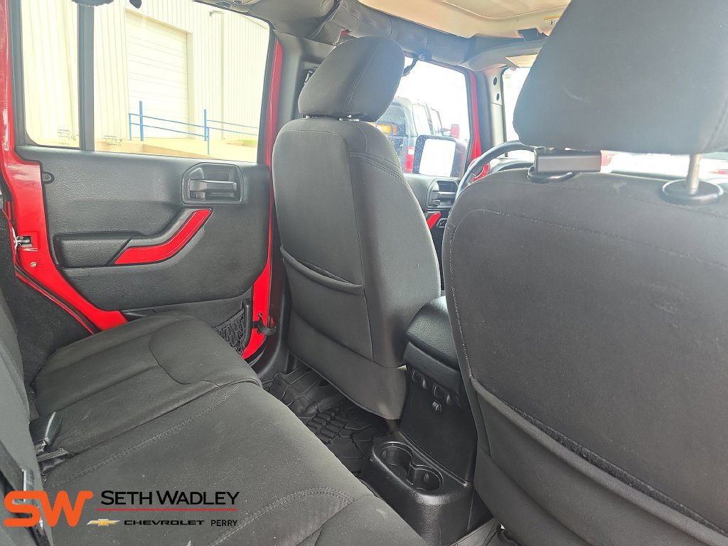 Used 2015 Jeep Wrangler Unlimited Sport w/ Quick Order Package 24S AWD/4WD image 11