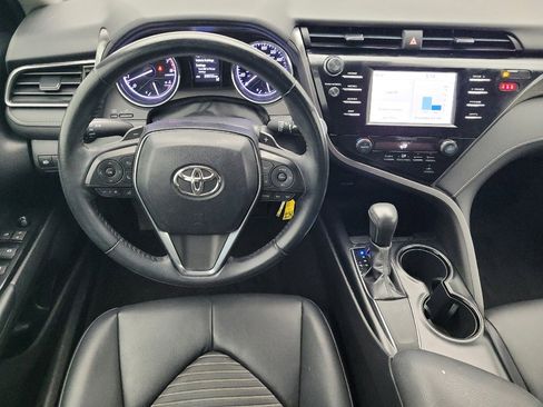 Used 2019 Toyota Camry SE image 22