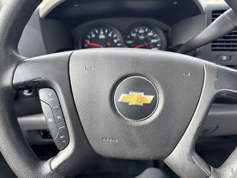 Used 2013 Chevrolet Silverado 1500 W/T image 33