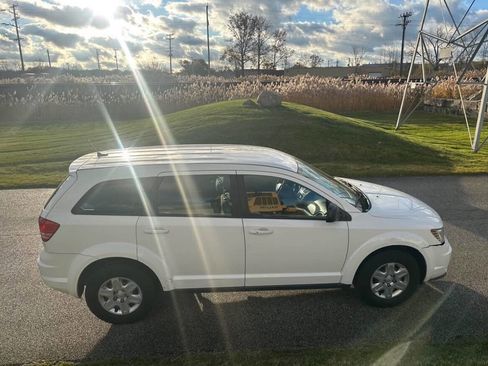 Used 2012 Dodge Journey American Value Package image 3
