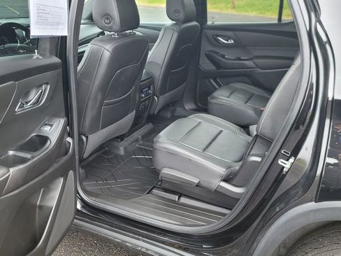 Used 2023 Chevrolet Traverse LT w/ LT Premium Package image 27