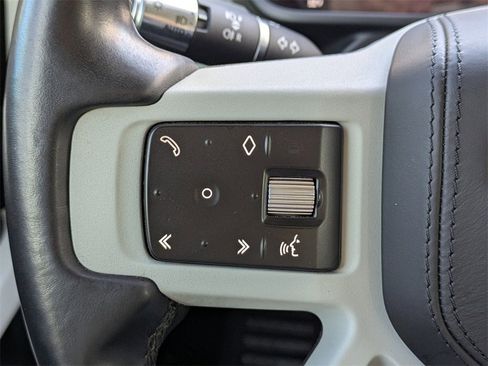 Used 2020 Land Rover Defender 110 HSE image 26