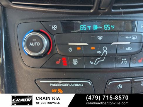 Used 2017 Ford Escape Titanium image 20