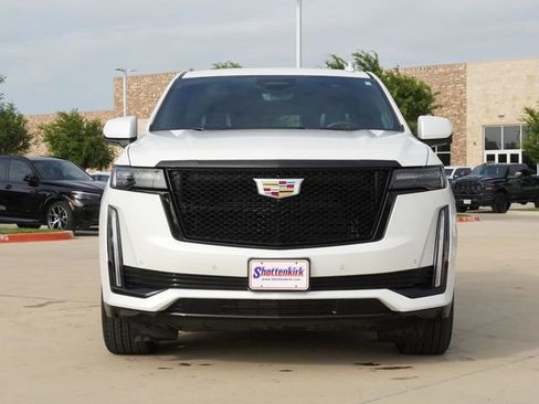 Used 2024 Cadillac Escalade Sport Platinum w/ LPO, ONYX Package AWD/4WD image 2
