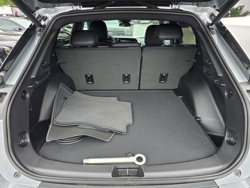 New 2026 Chevrolet Equinox EV LT AWD/4WD image 13