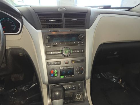 Used 2010 Chevrolet Traverse LTZ AWD/4WD image 32