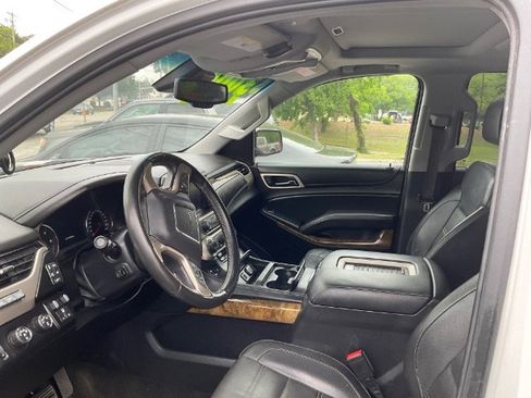 Used 2016 GMC Yukon XL Denali w/ Open Road Package AWD/4WD image 8