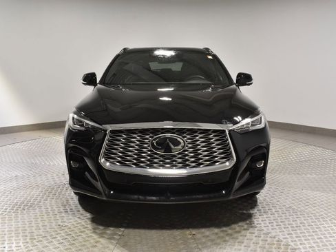 Certified 2025 INFINITI QX55 Essential image 9