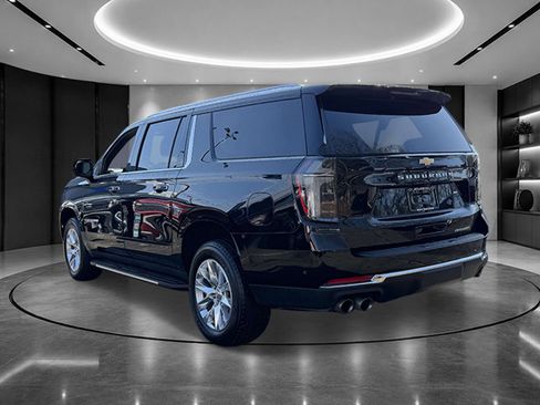 Certified 2025 Chevrolet Suburban Premier AWD/4WD image 4