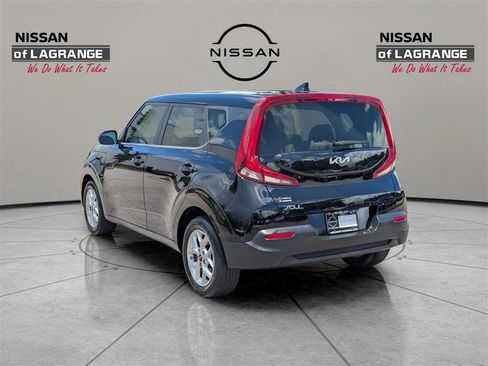 Used 2022 Kia Soul LX w/ Technology Package image 12