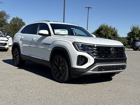 New 2026 Volkswagen Atlas Cross Sport SE image 7