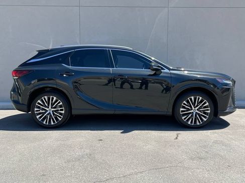Used 2023 Lexus RX 350 Premium Plus w/ Cold Area Package FWD image 5