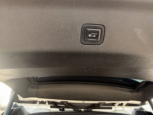 Used 2021 Chevrolet Tahoe RST w/ Luxury Package image 8