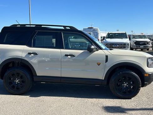 Certified 2025 Ford Bronco Sport Badlands AWD/4WD image 2