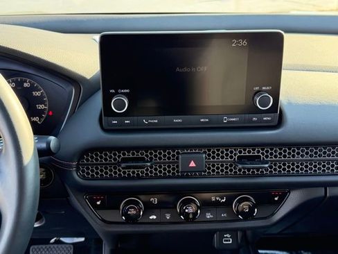 Used 2025 Honda HR-V Sport image 16