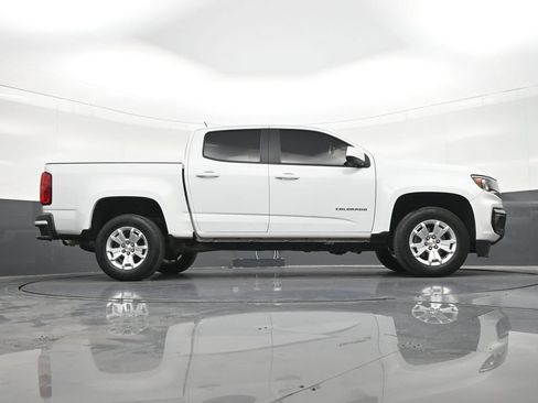 Used 2022 Chevrolet Colorado LT w/ Luxury Package RWD image 32
