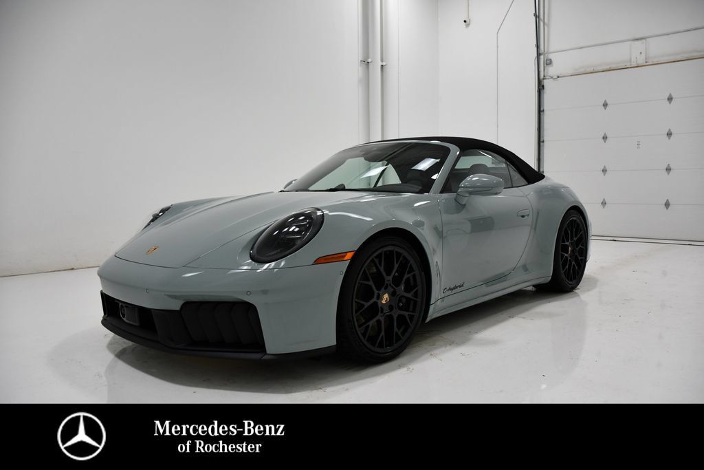 Used 2026 Porsche 911 Carrera GTS RWD image 1