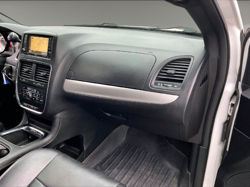 Used 2019 Dodge Grand Caravan GT FWD image 12