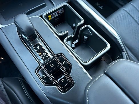 New 2026 Lexus TX 500h AWD image 23