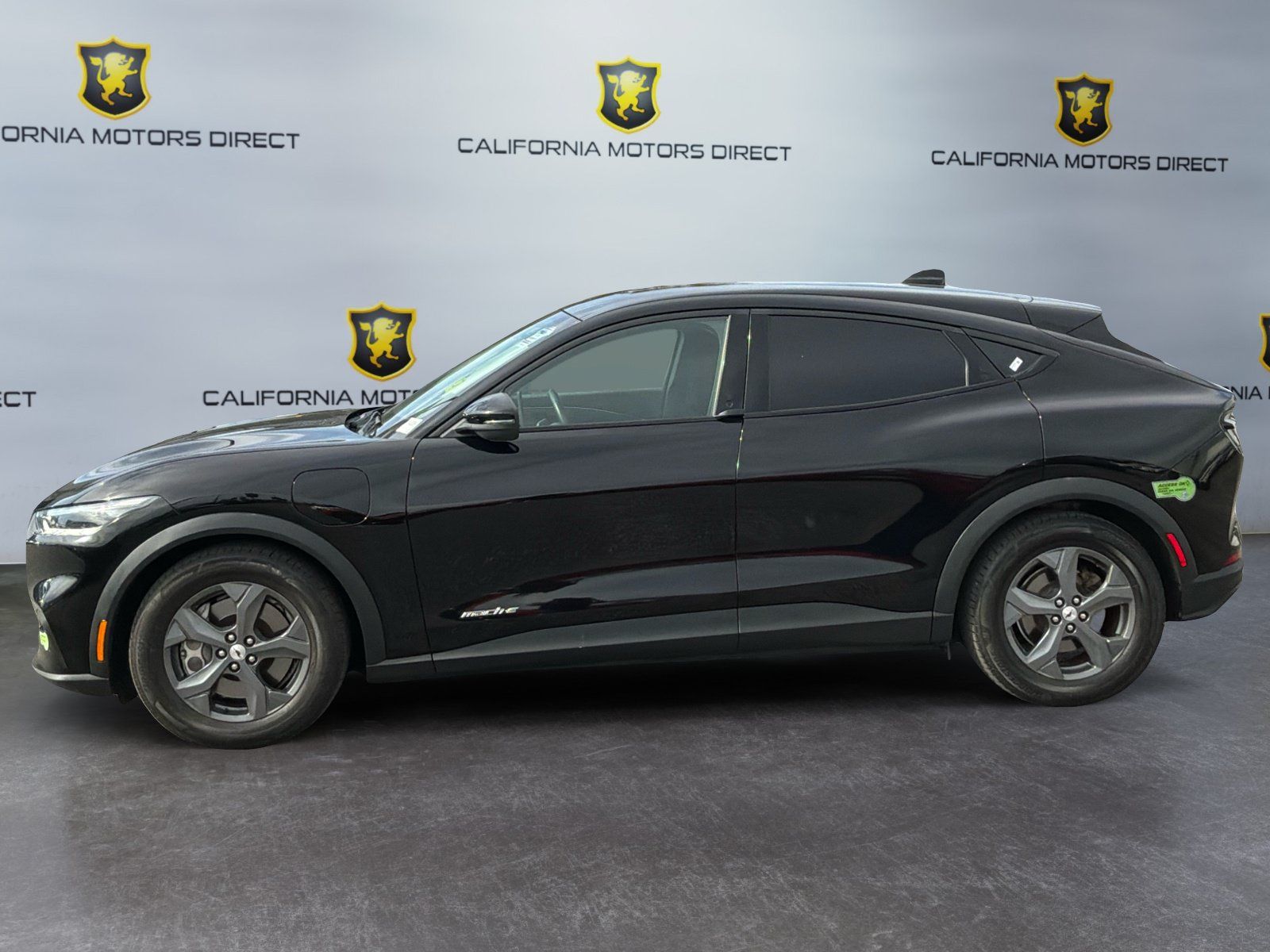 Used 2021 Ford Mustang Mach-E Select RWD image 2