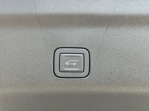 New 2026 Chevrolet Tahoe High Country AWD/4WD image 7