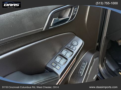 Used 2020 Chevrolet Suburban LT AWD/4WD image 15