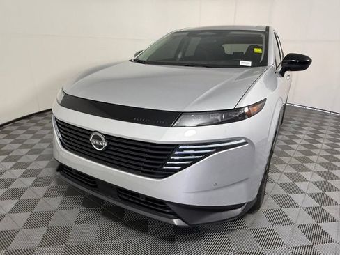 Used 2025 Nissan Murano SV FWD image 2