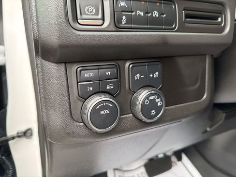 Used 2023 Chevrolet Tahoe RST AWD/4WD image 20