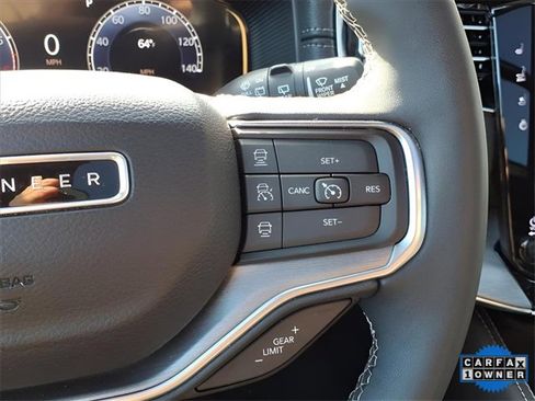 Used 2024 Jeep Wagoneer Series II image 34