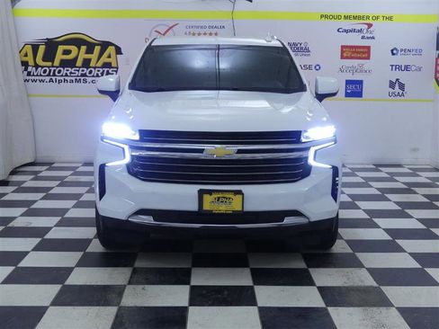 Used 2021 Chevrolet Tahoe LT image 2