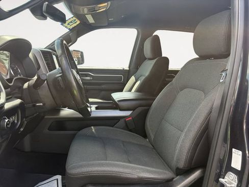 Used 2019 RAM 1500 Big Horn AWD/4WD image 9