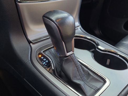 Used 2020 Jeep Grand Cherokee Limited X image 17