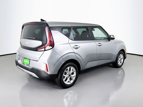 Used 2025 Kia Soul LX w/ LX Technology Package image 10