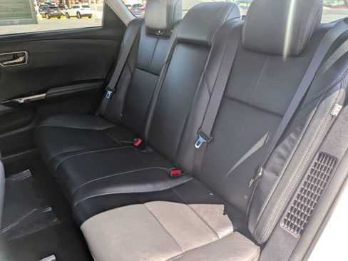 Used 2016 Toyota Avalon XLE Premium w/ Preferred Accessory Package FWD image 27