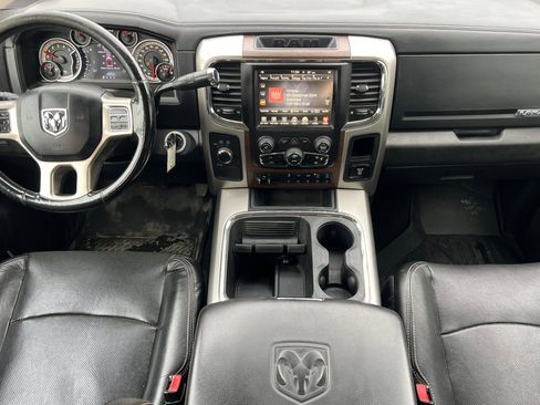 Used 2017 RAM 2500 Laramie w/ Convenience Group image 13